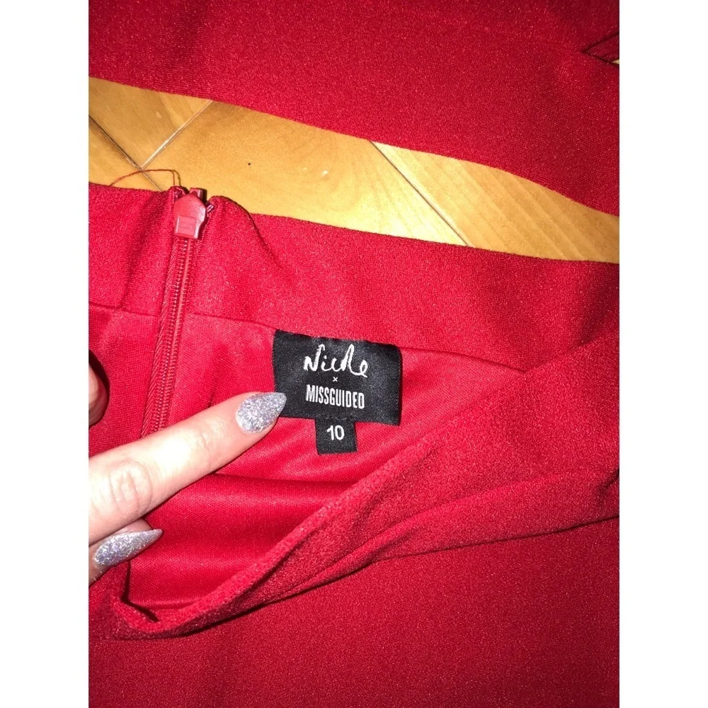 Misguided two piece red set - Picture 2 of 3